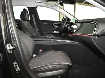 MERCEDES-BENZ E 300 e Avantgarde Advanced LED NAVI K…