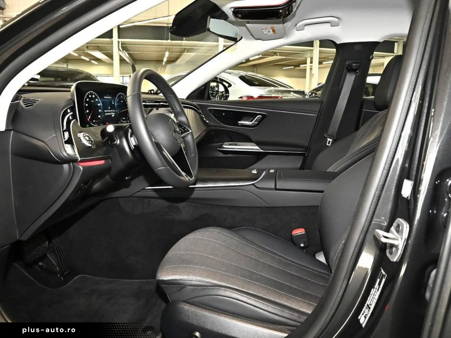 MERCEDES-BENZ E-Class 2025 — imagine 13
