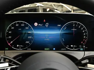 MERCEDES-BENZ E 300 e Avantgarde Advanced LED NAVI K…