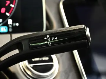 MERCEDES-BENZ E 300 e Avantgarde Advanced LED NAVI K…
