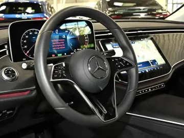 MERCEDES-BENZ E 300 e Avantgarde Advanced LED NAVI K…