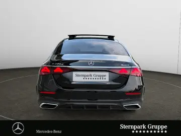 MERCEDES-BENZ E 220 d 4M AMG Distro Pano Night SUPER…