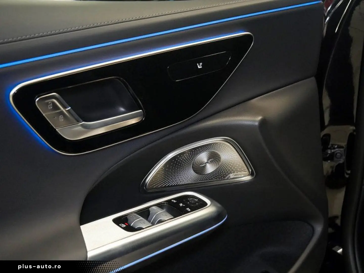 MERCEDES-BENZ E-Class 2025 — imagine 15