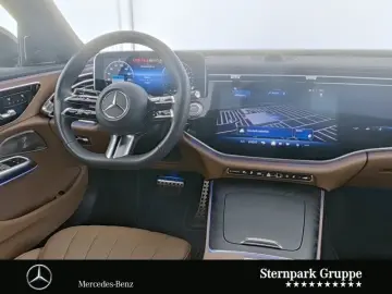 MERCEDES-BENZ E 300 de 4M AMG Super AIRM Pano HUD Ma…