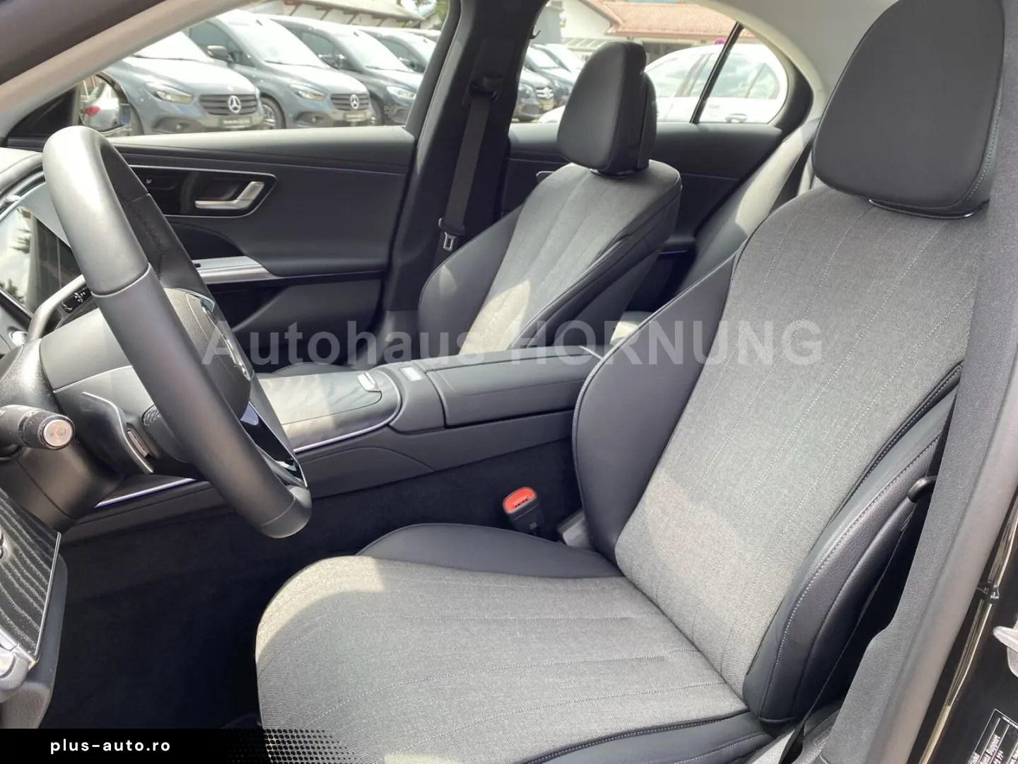 MERCEDES-BENZ E-Class 2025 — imagine 14