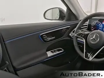 MERCEDES-BENZ E 220 d AVANTGARDE Advanced PSD 18  DI…