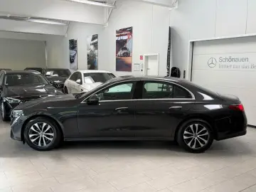 MERCEDES-BENZ E 220 d AVANTGARDE ADV.PLUS DLIGHT FAP…