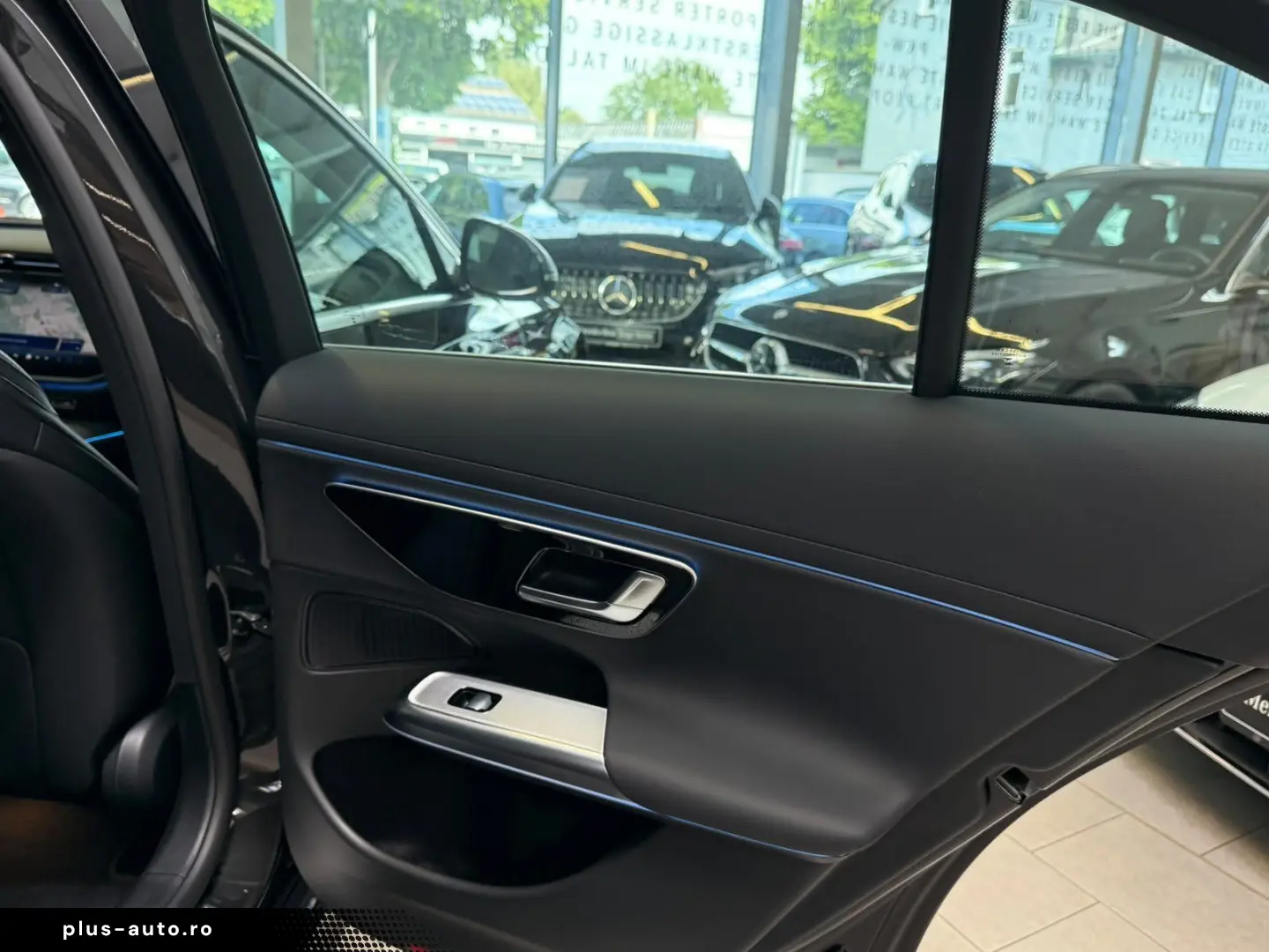 MERCEDES-BENZ E-Class 2025 — imagine 17
