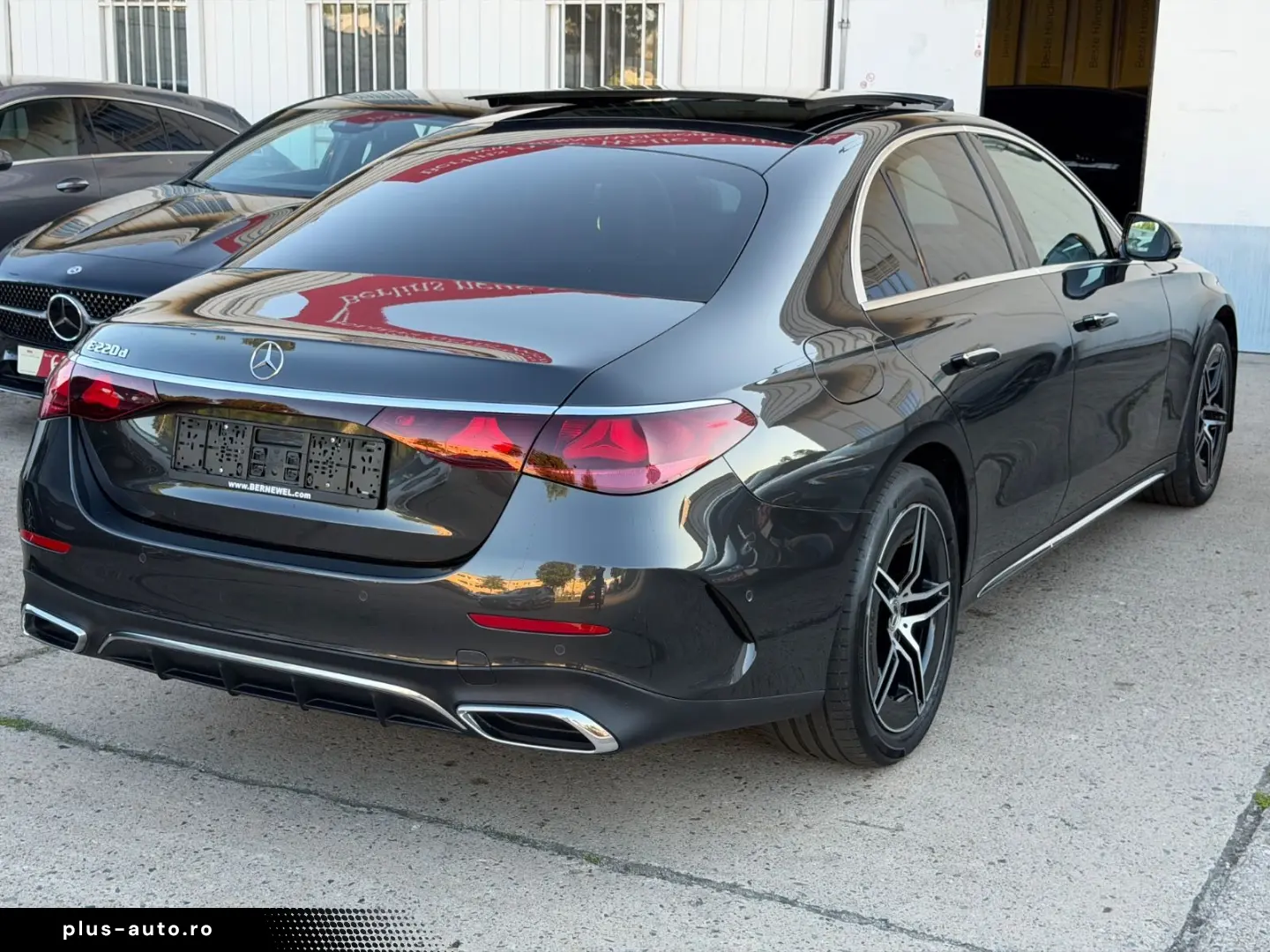 MERCEDES-BENZ E-Class 2025 — imagine 8