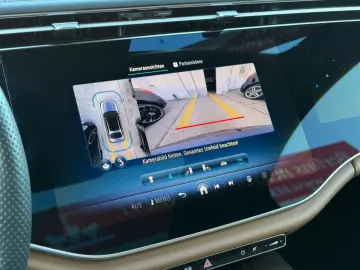MERCEDES-BENZ E220d AMG PremPlus_Hinterachslenkung A…