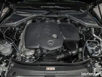 MERCEDES-BENZ E 220 d Avantgarde LED AHK Distronic K…