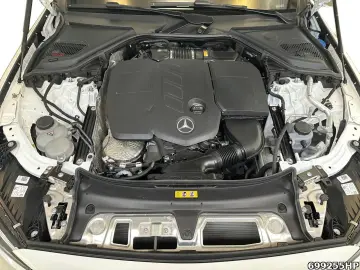 MERCEDES-BENZ E 220 d AMG Night PANO DISTRONIC KEYLE…