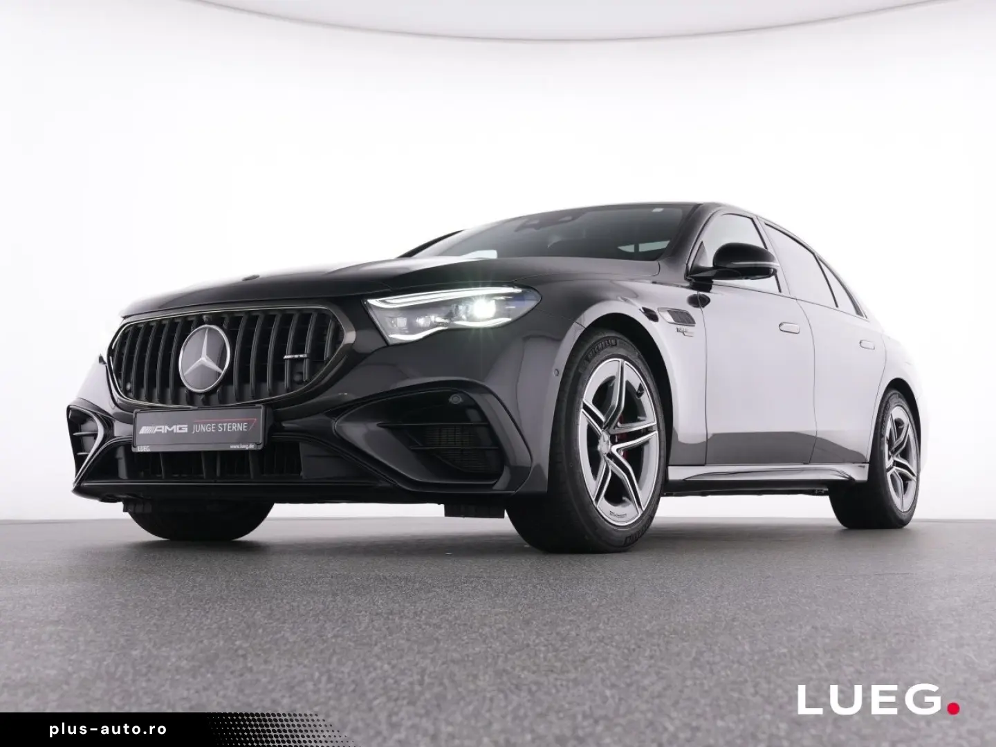 MERCEDES-BENZ E 53 AMG Hybrid 4M  MBUX DLight Pano Night 360
