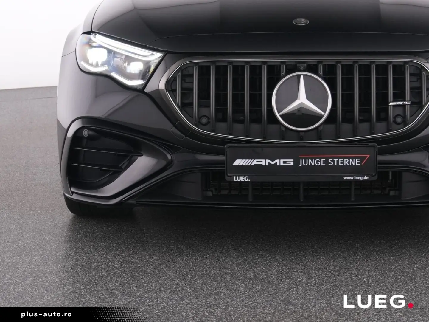MERCEDES-BENZ E 53 AMG Hybrid 4M  MBUX DLight Pano Night 360
