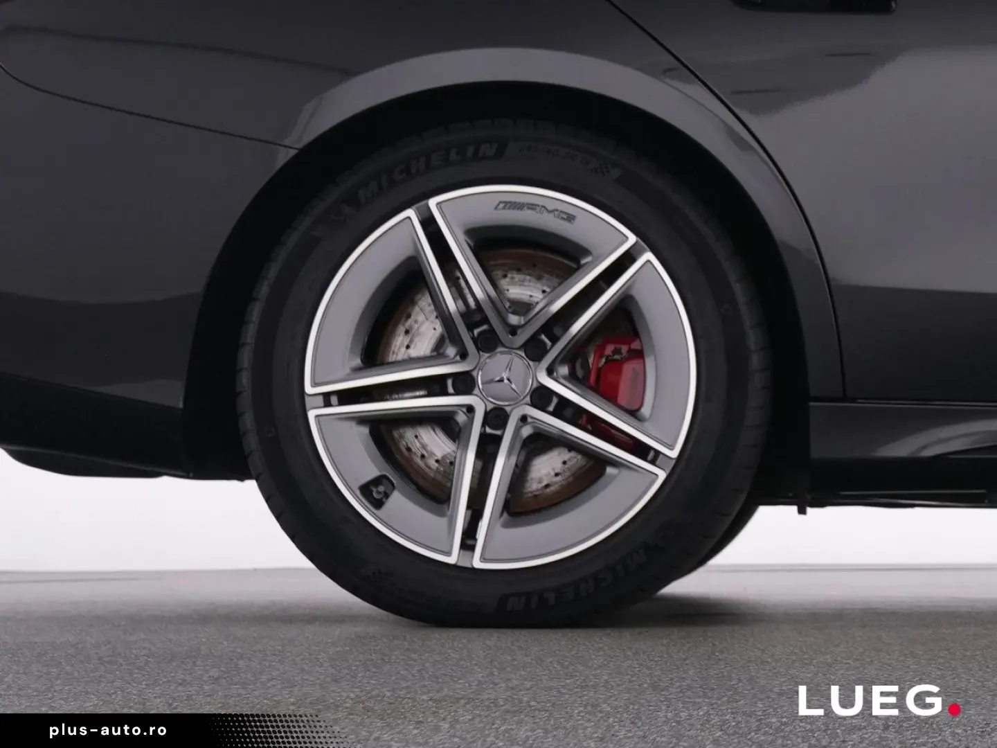 MERCEDES-BENZ E 53 AMG Hybrid 4M  MBUX DLight Pano Night 360