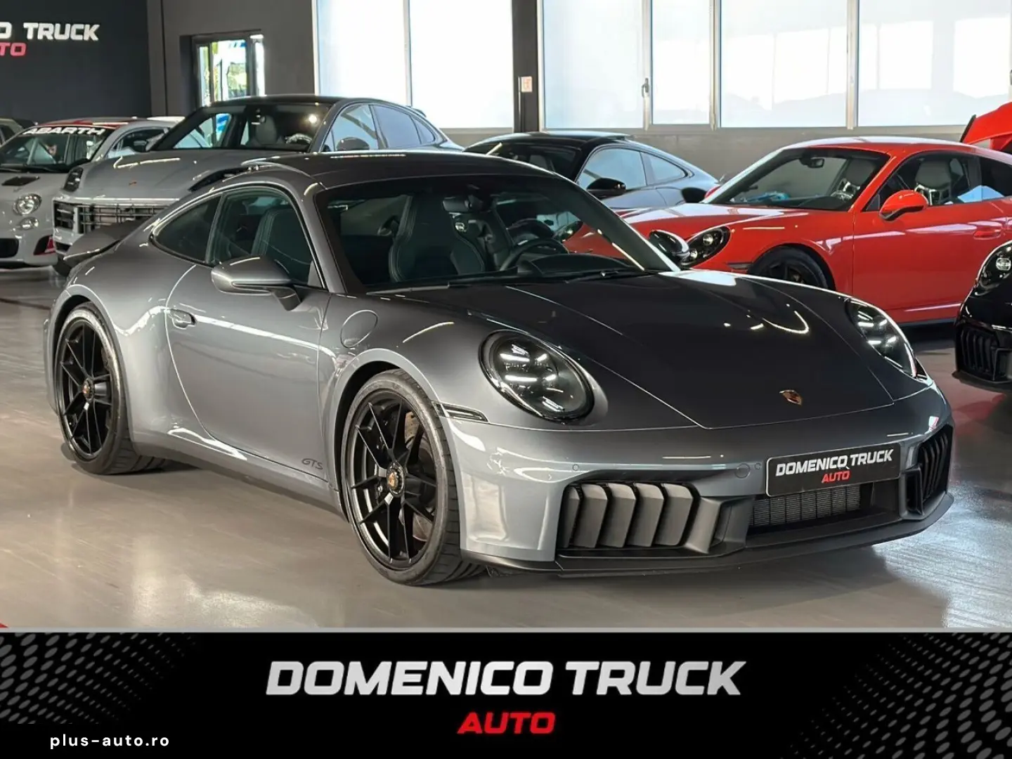 PORSCHE 911 2025
