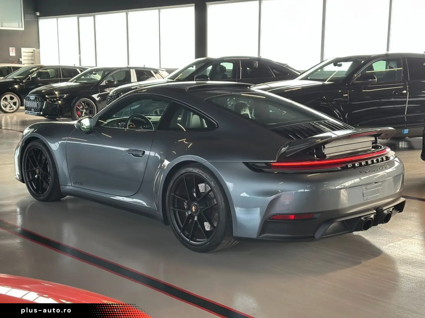 PORSCHE 911 2025 — imagine 3
