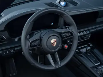 PORSCHE 911 Carrera 4 GTS Cabrio