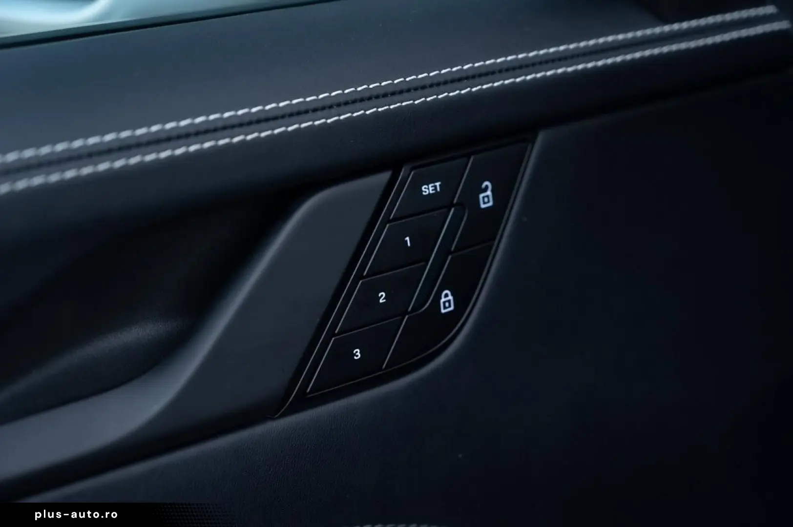 PORSCHE 911 2024 — imagine 32