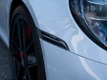 PORSCHE 911 Carrera 4 GTS Cabrio