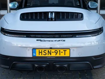 PORSCHE 911 Carrera 4 GTS Cabrio