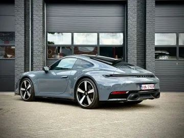 PORSCHE 911 Carrera   Full option   Carbon   Sport