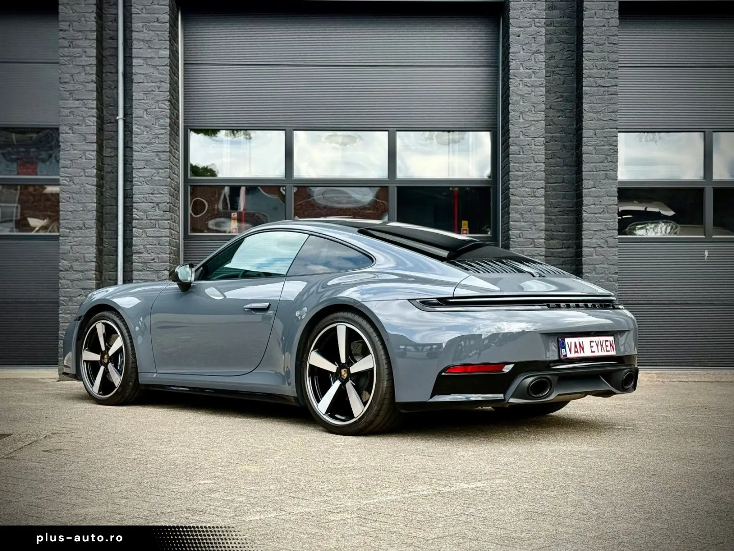 PORSCHE 911 2024 — imagine 6