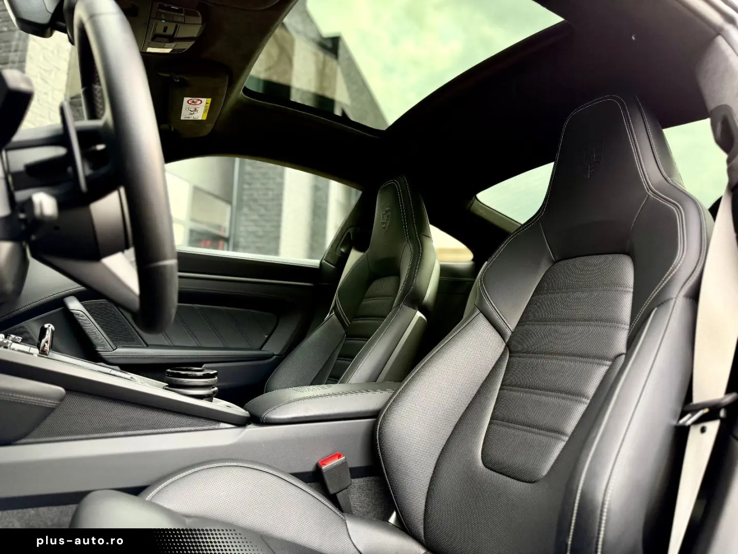 PORSCHE 911 2024 — imagine 10