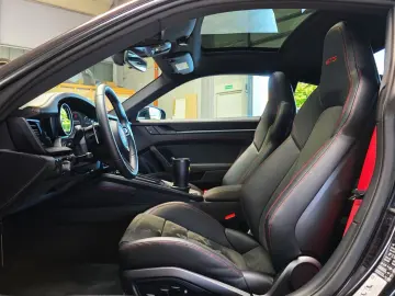 PORSCHE 911 Carrera GTS 360  Pano 3JahrePorscheGarantie!