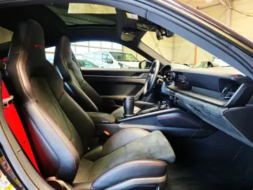PORSCHE 911 Carrera GTS 360  Pano 3JahrePorscheGarantie!