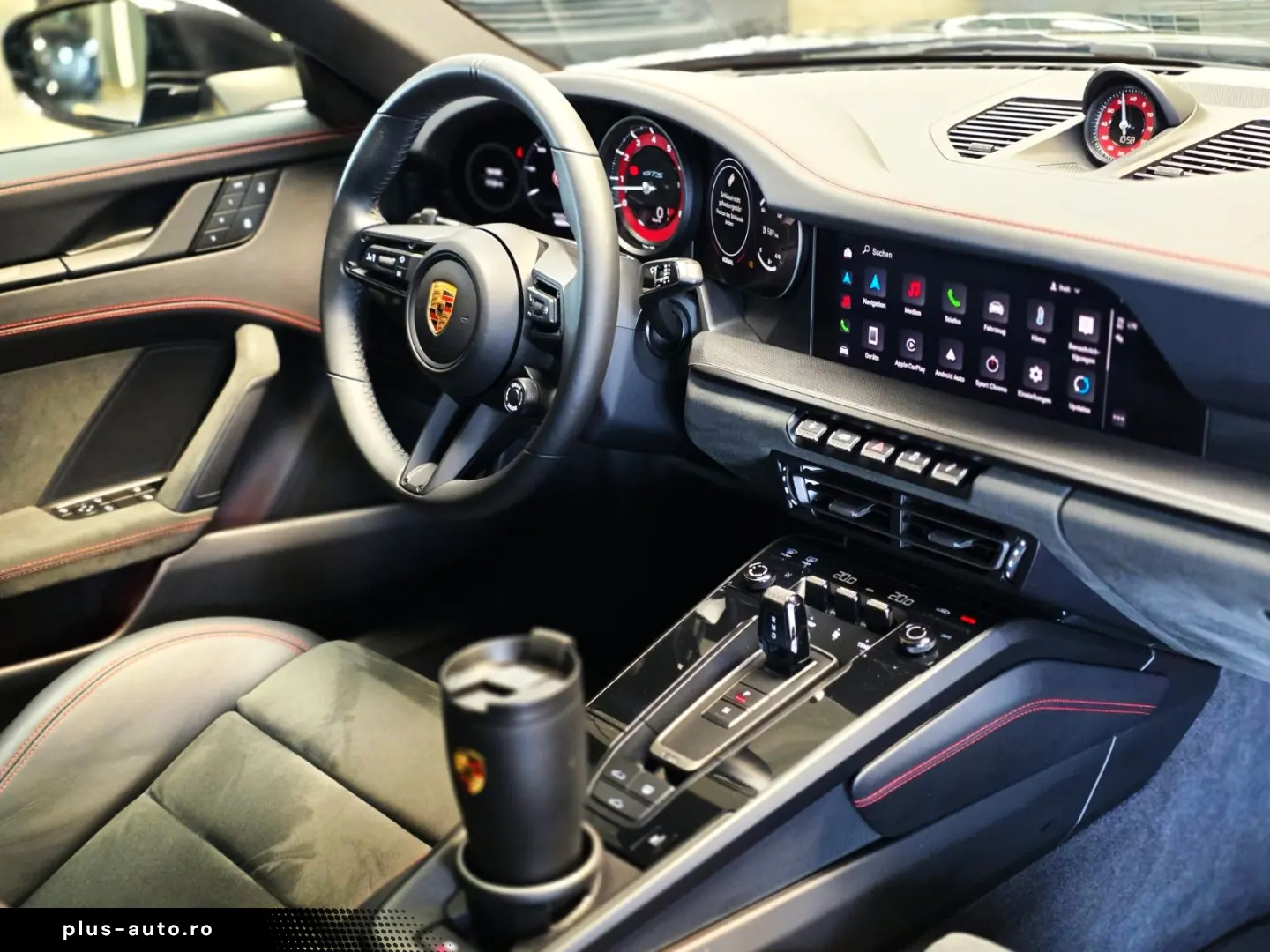 PORSCHE 911 2024 — imagine 13