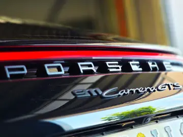 PORSCHE 911 Carrera GTS 360  Pano 3JahrePorscheGarantie!