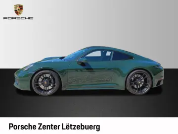 PORSCHE 911 Carrera 4 GTS
