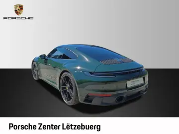 PORSCHE 911 Carrera 4 GTS