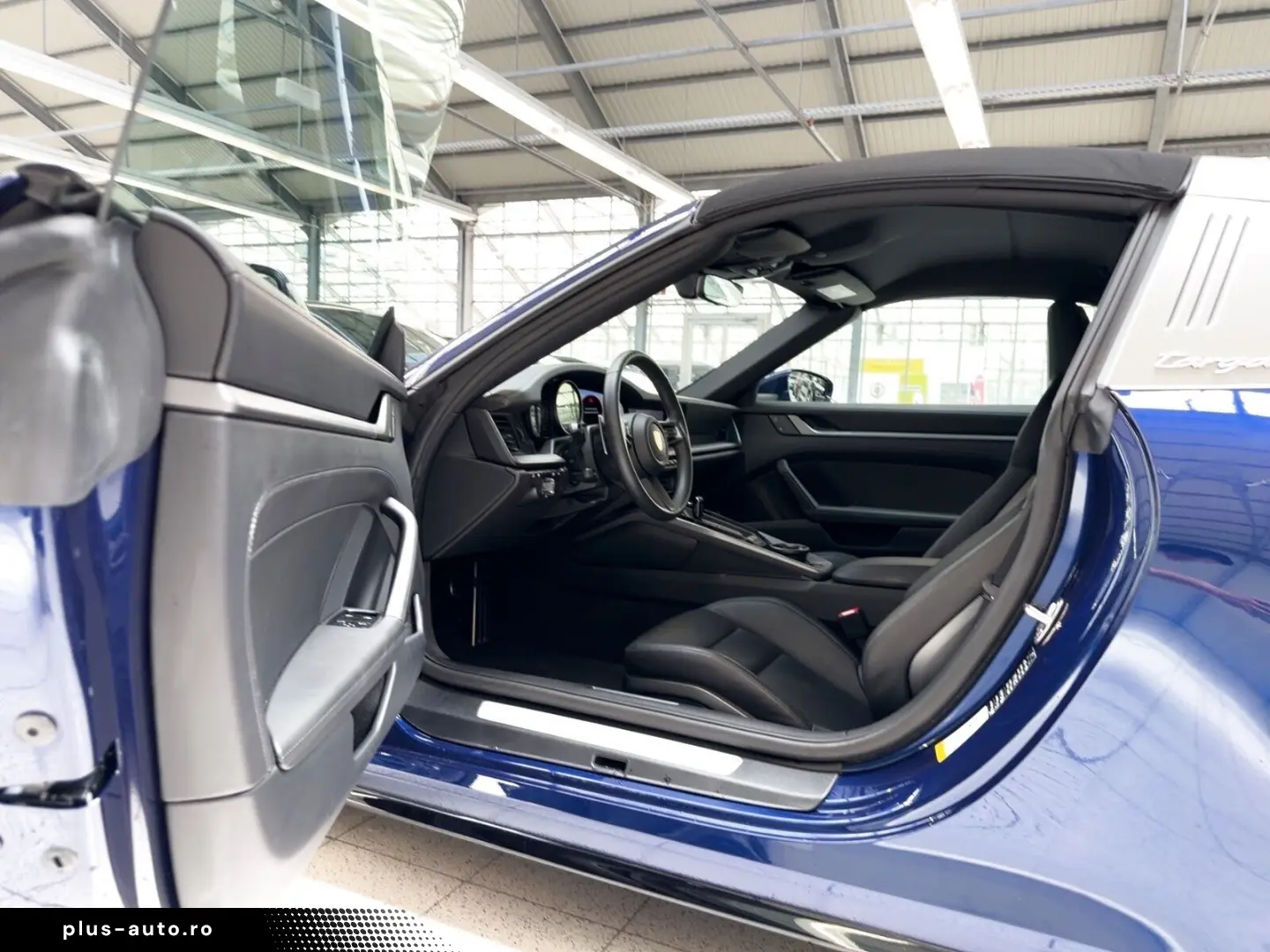 PORSCHE 911 2023 — imagine 12