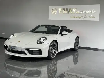 PORSCHE 911 Carrera Cabrio Sport Design Sport Chrono