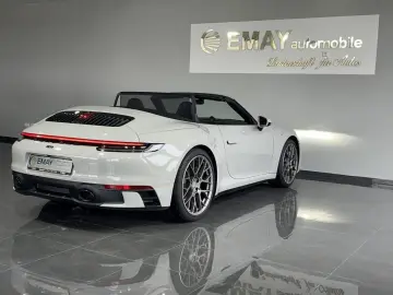 PORSCHE 911 Carrera Cabrio Sport Design Sport Chrono