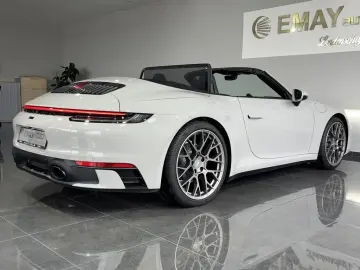 PORSCHE 911 Carrera Cabrio Sport Design Sport Chrono