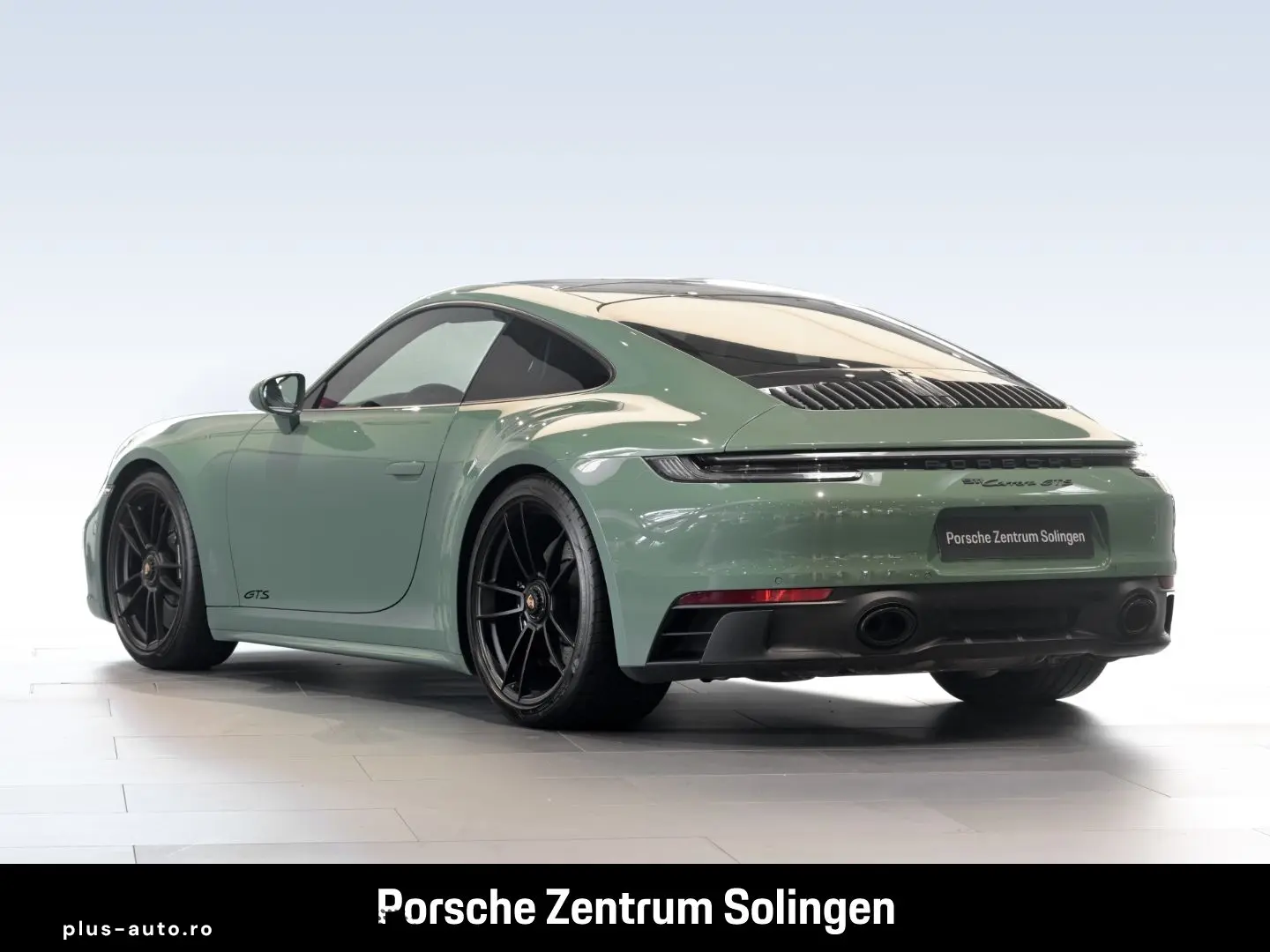 PORSCHE 911 2022 — imagine 3