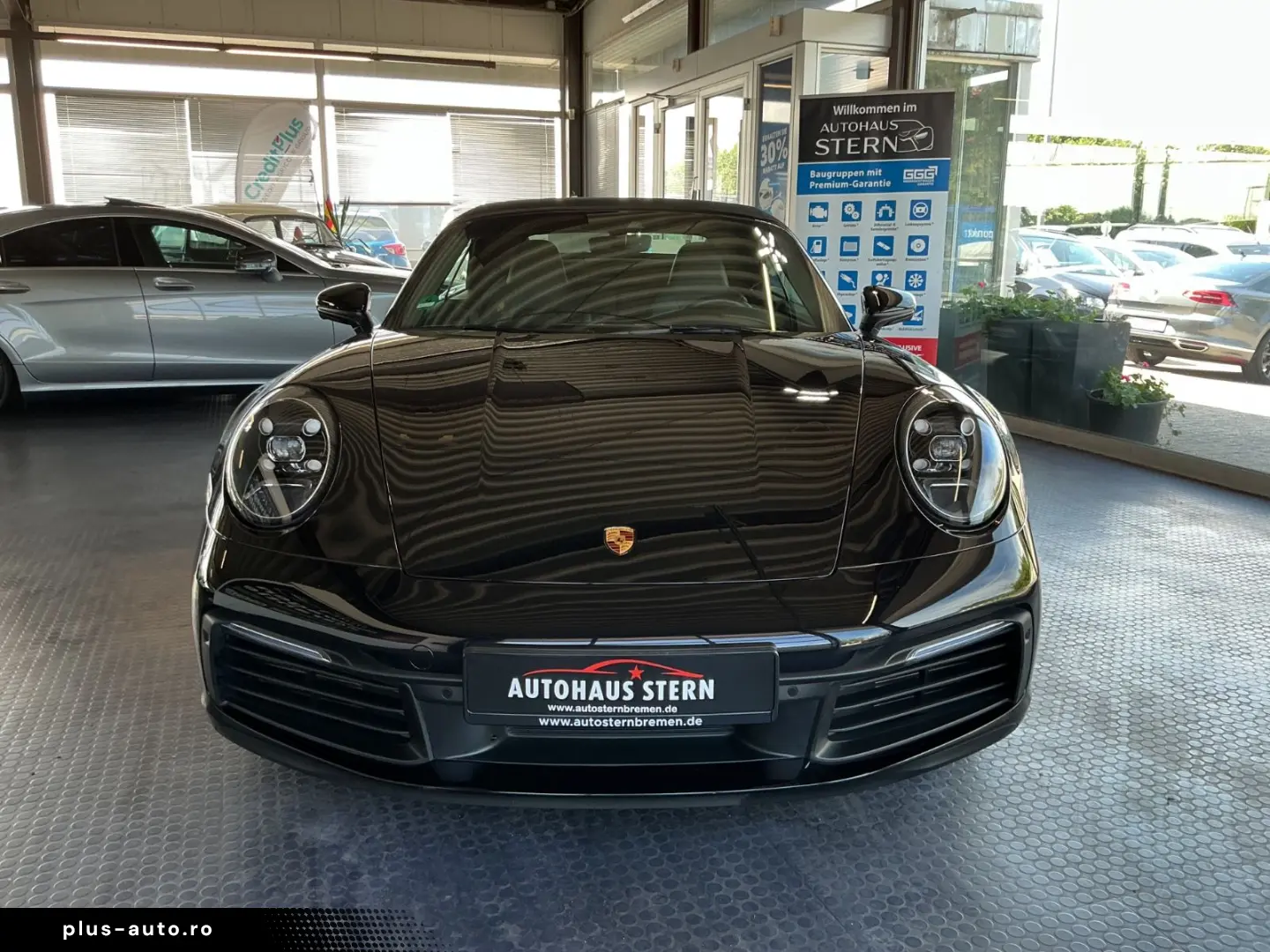 PORSCHE 911 2022 — imagine 3