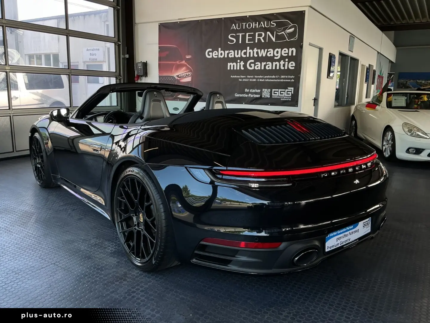 PORSCHE 911 2022 — imagine 10
