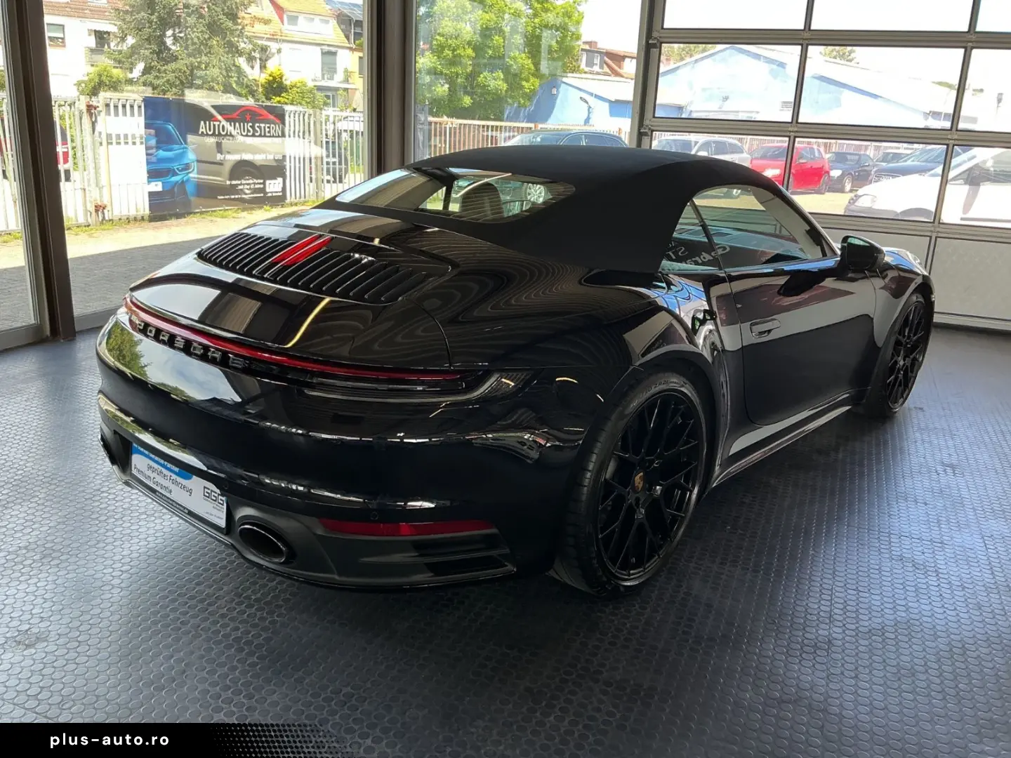 PORSCHE 911 2022 — imagine 14