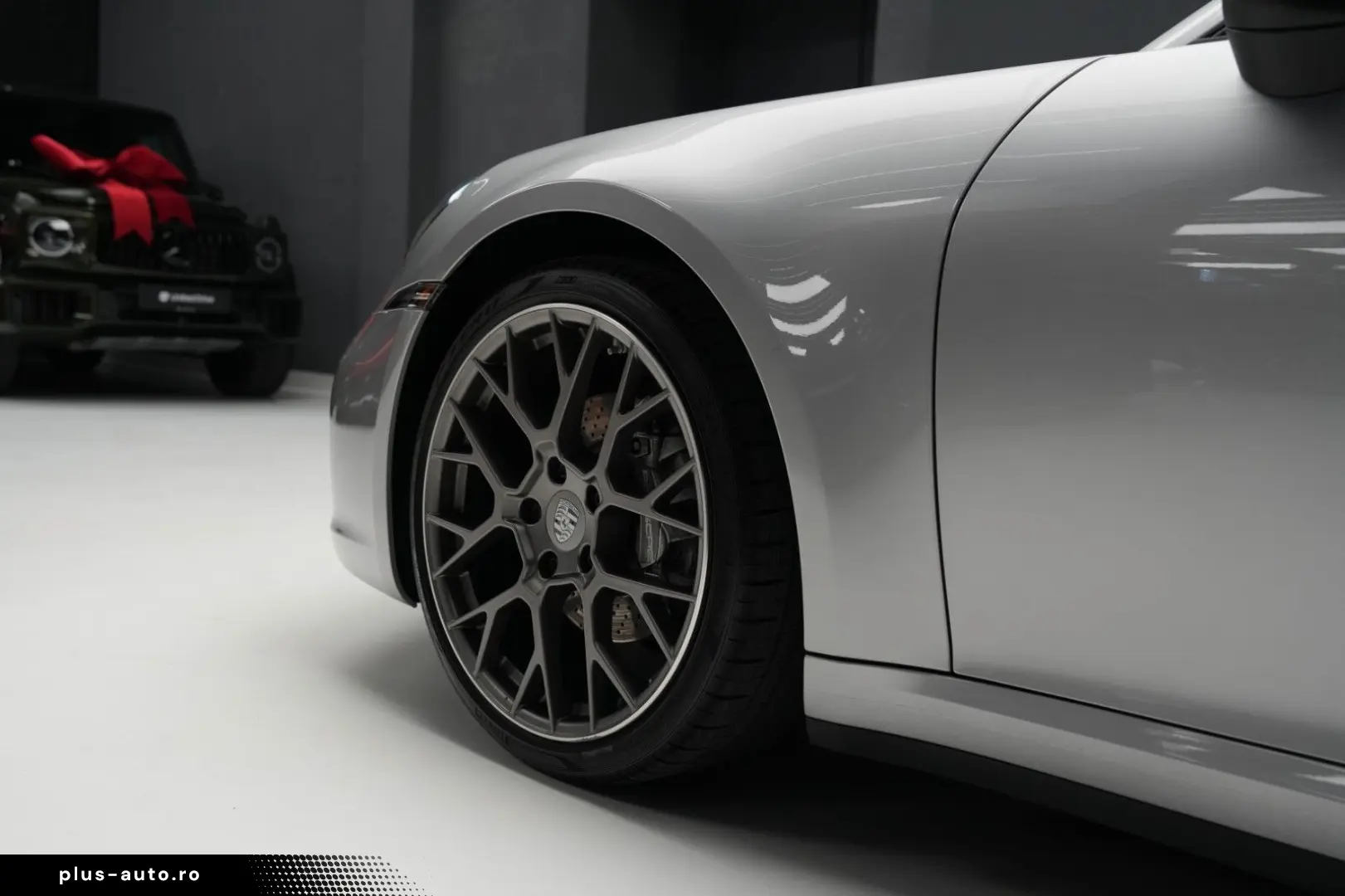 PORSCHE 911 2022 — imagine 10