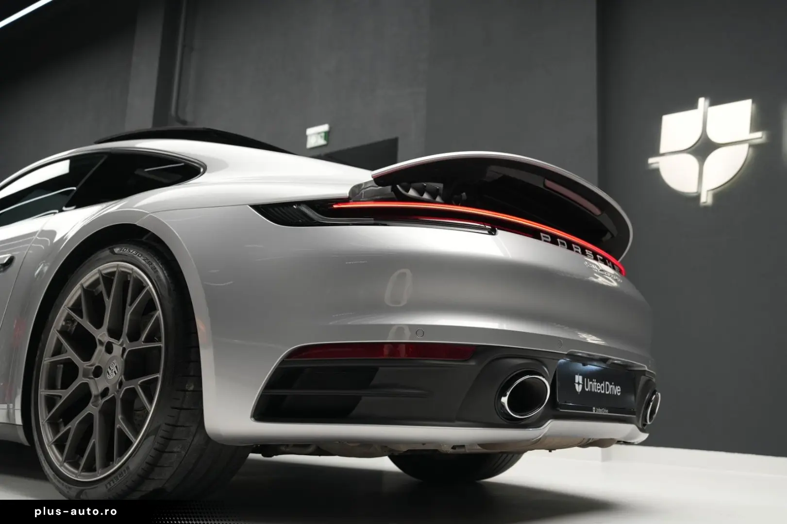 PORSCHE 911 2022 — imagine 25