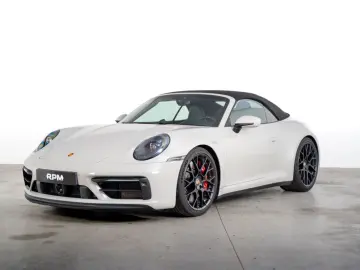 PORSCHE 911 Carrera 4 GTS Cabriolet