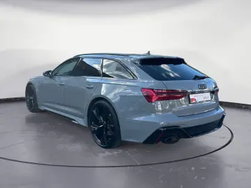 AUDI RS6 Avant 4.0 TFSI quattro Matrix AHK Standhz. B