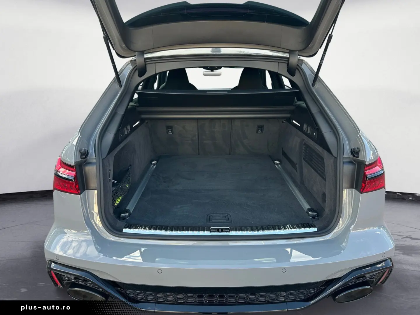 AUDI RS6 2023 — imagine 10