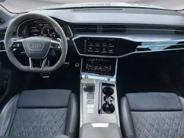 AUDI RS6 Avant 4.0 TFSI quattro Matrix AHK Standhz. B