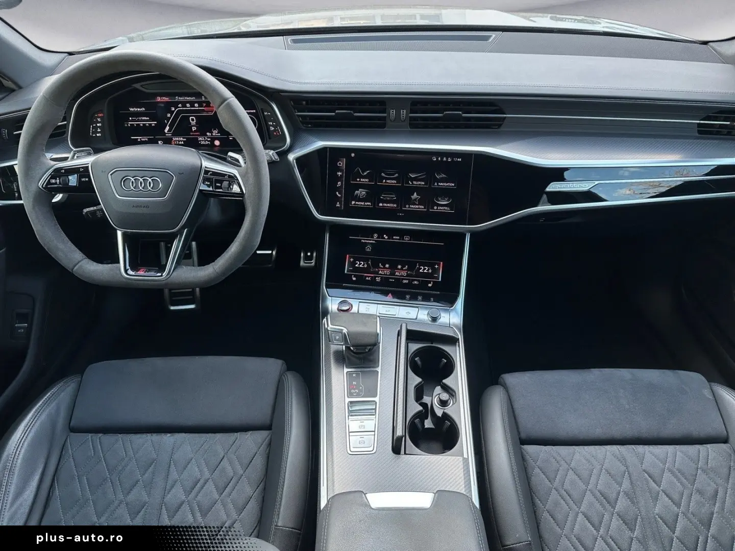 AUDI RS6 2023 — imagine 11