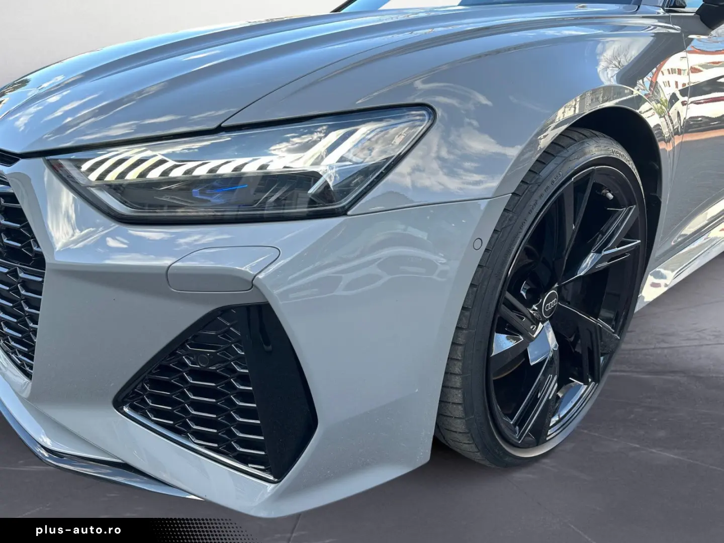 AUDI RS6 2023 — imagine 13